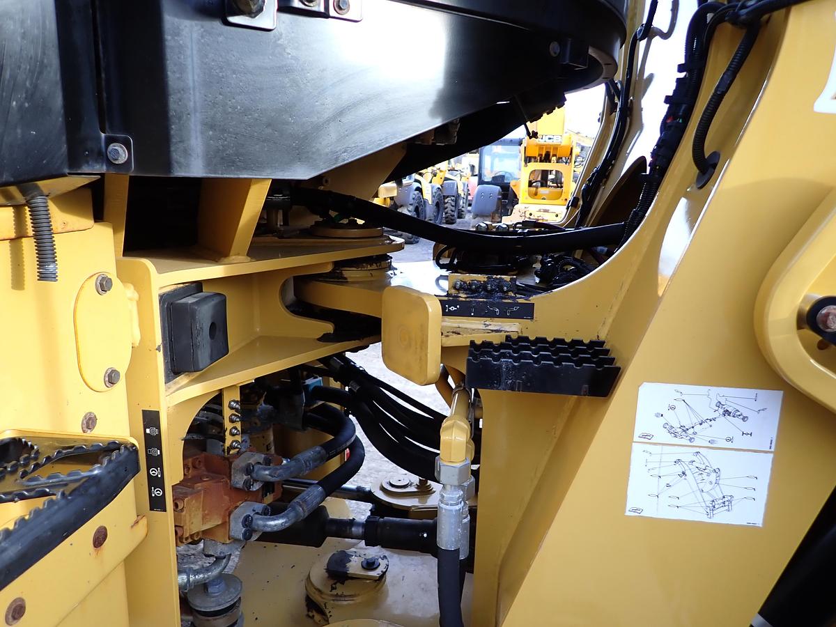 Used 2017 CAT 926M Wheel Loader 738 ORIGINAL HOURS!