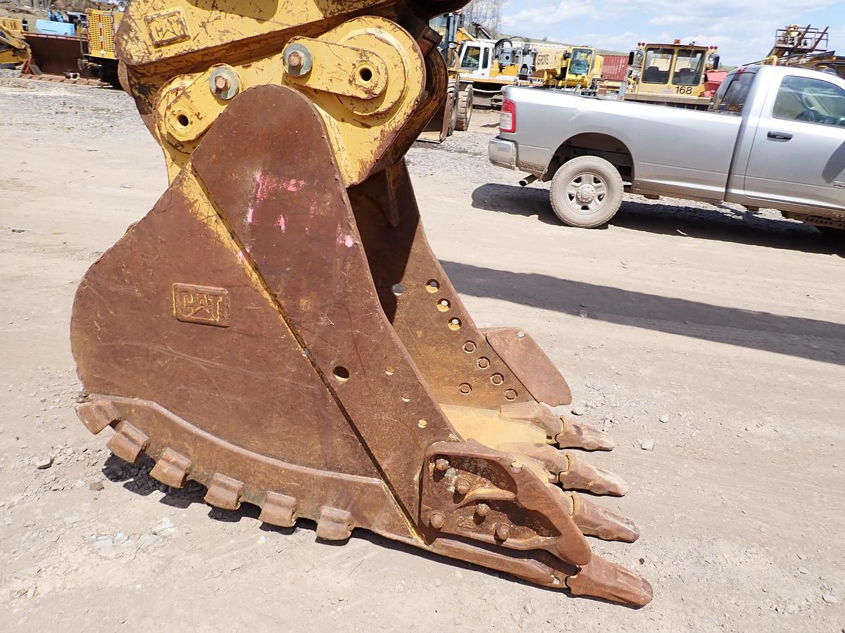 Used 2019 CAT 349FL Hydraulic Excavator 