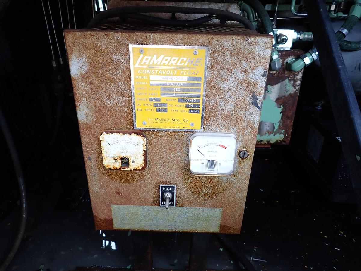 Used 2004 Sullair DE18 1550 CFM Oil Free Air Compressor CAT C16 5281 HRS