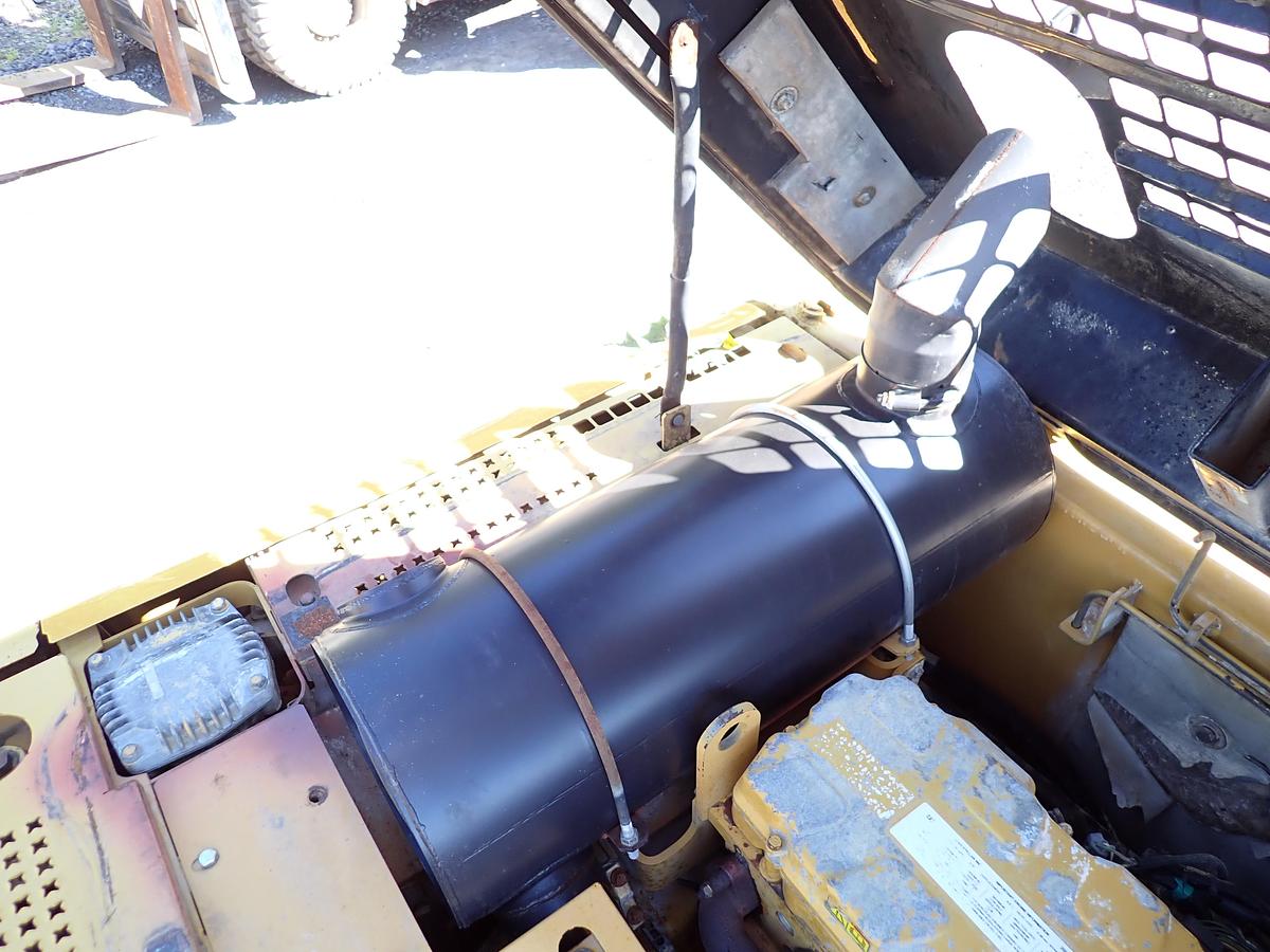 Used 2005 CAT 330CL Hydraulic Excavator