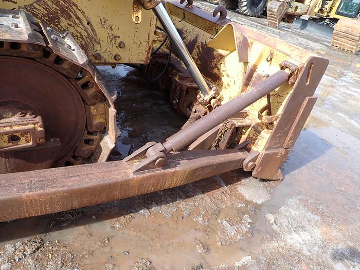 Used 1982 CAT D5B Crawler Dozer w/ CAB & WINCH 