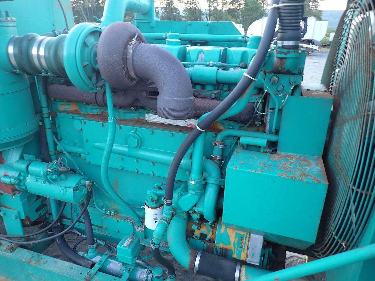 Used 1986 Onan 400.0DFN 400 KW STANDBY Generator