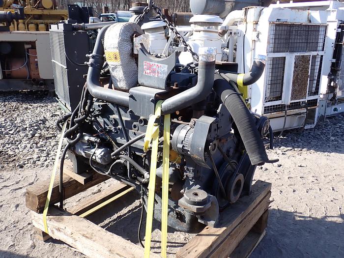 Used 2004 Komatsu SAA6D125E-3