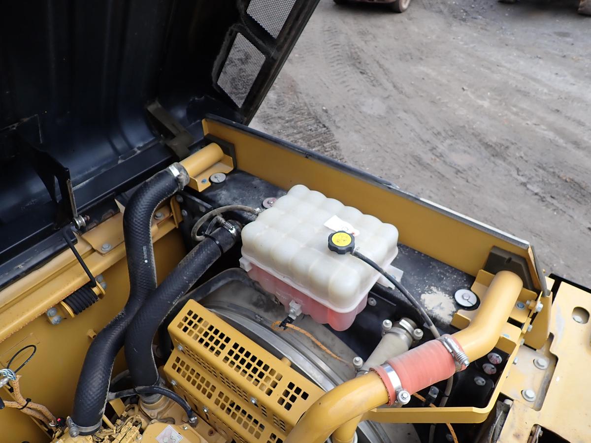 Used 2015 CAT 329FL Hydraulic Excavator 