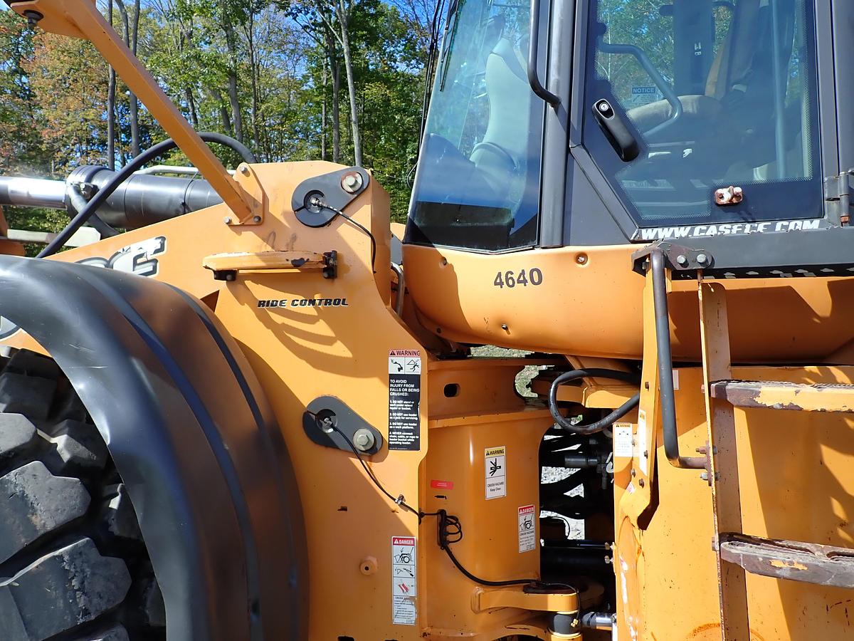 Used 2012 Case 1021F Wheel Loader 5700 HOURS