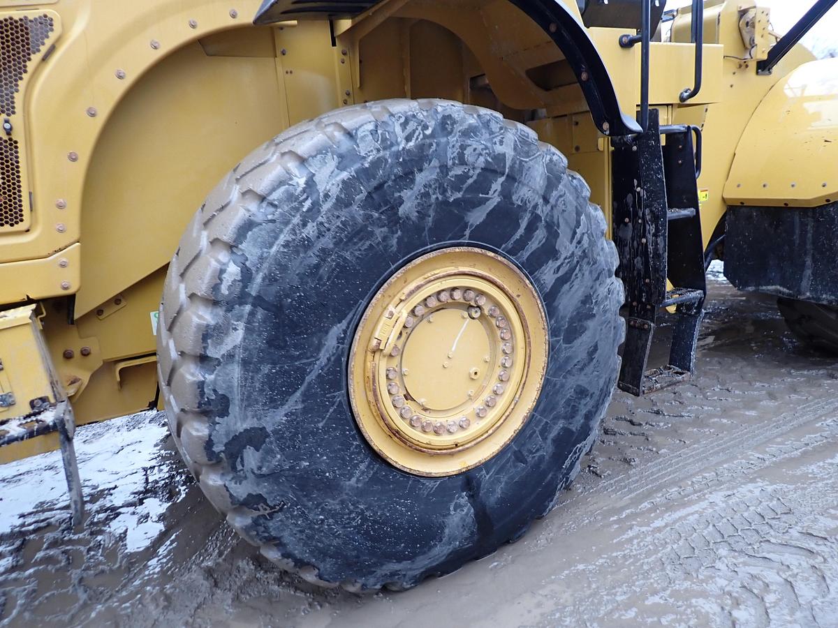 Used 2018 CAT 980M Wheel Loader