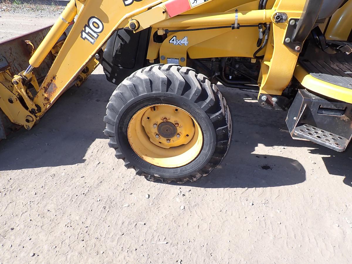 Used 2011 John Deere 110 Loader Backhoe