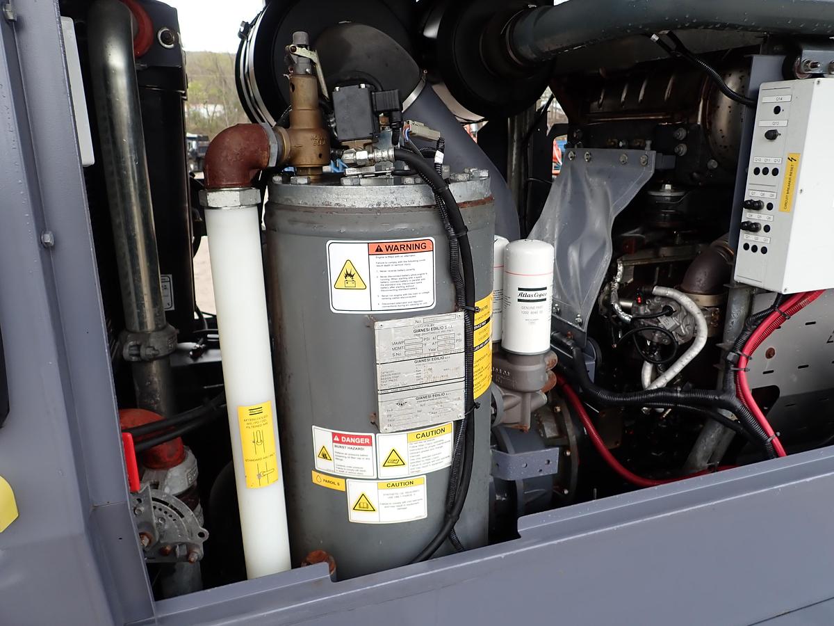 Used 2020 Atlas Copco XAS950 PD8 950 CFM Air Compressor
