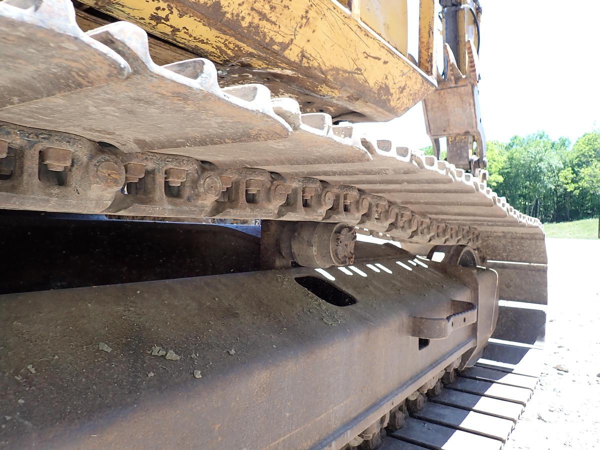 Used 2006 CAT 320CL