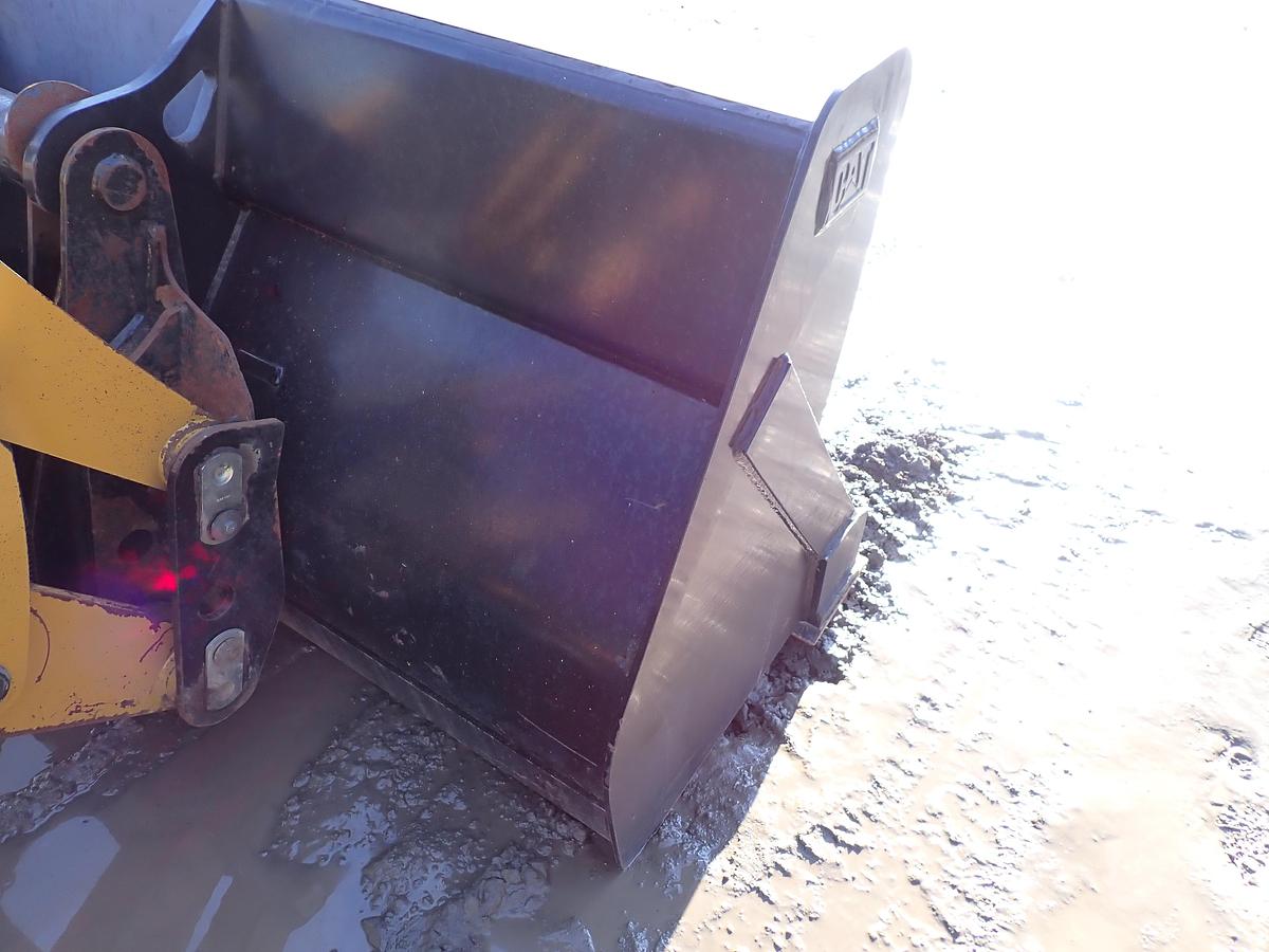 Used 2018 CAT 420F2 IT Loader Backhoe HYDRAULIC THUMB!