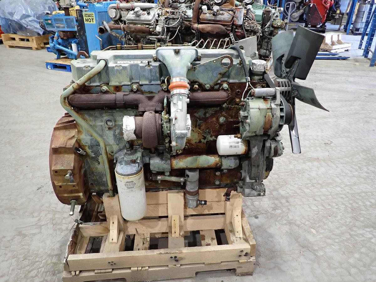 Used Detroit Diesel Series 40 7.6 Liter Engine DT466 MECHANICAL