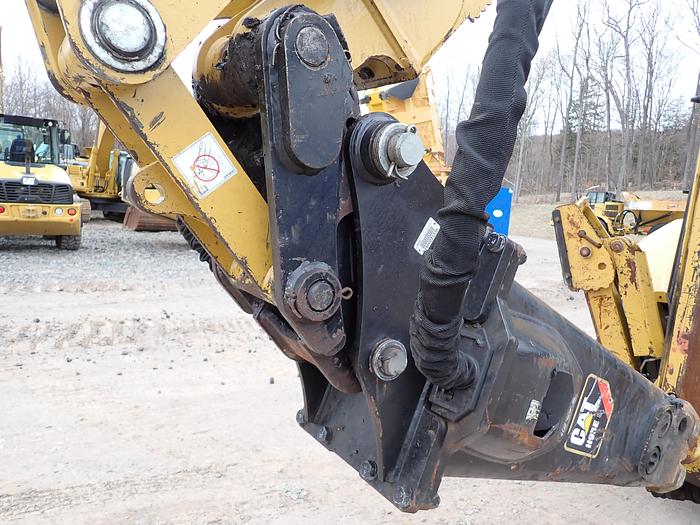 Used 2018 CAT 420F2 Loader Backhoe