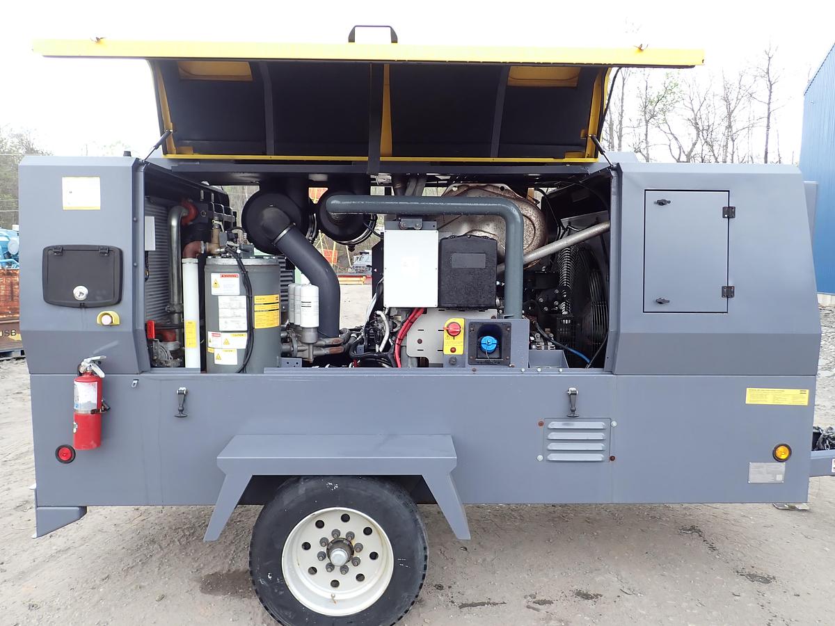 Used 2020 Atlas Copco XAS950 PD8 950 CFM Air Compressor