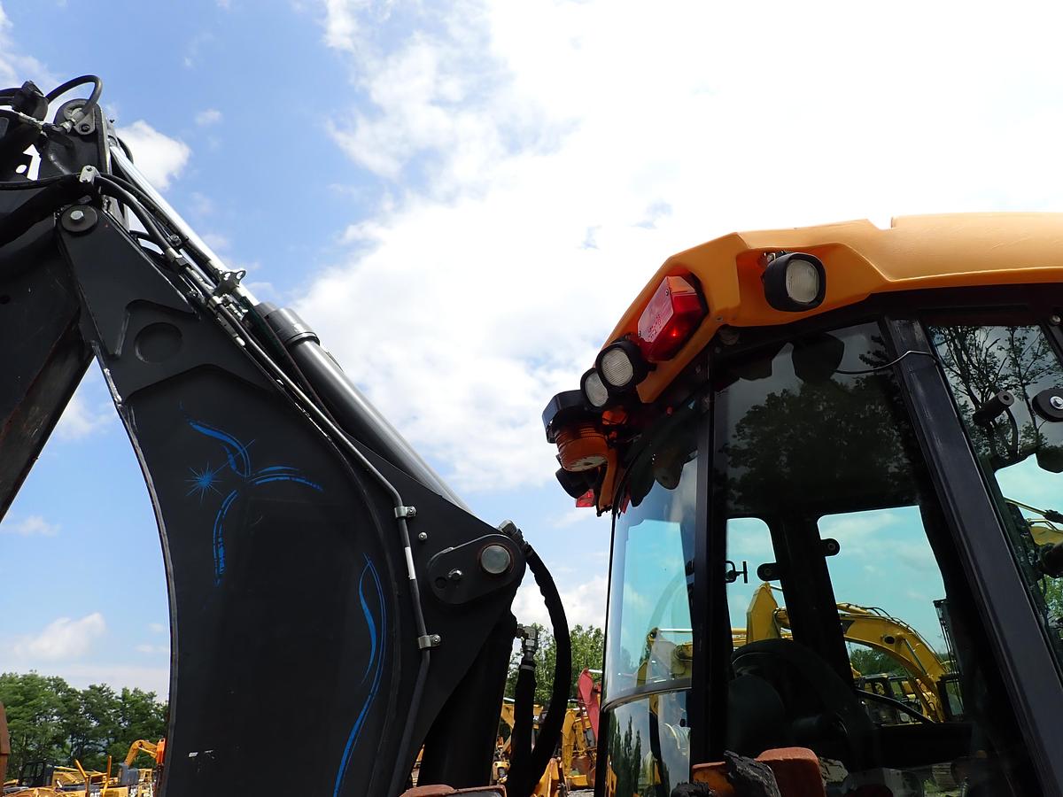 Used 2018 John Deere 410L Loader Backhoe LOADED! Q/C FORKS EXTENDAHOE