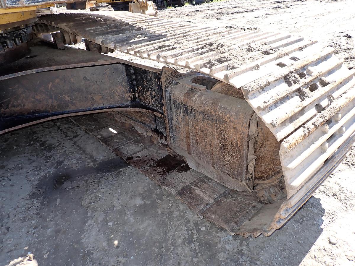 Used 2004 CAT 330CL Hydraulic Excavator