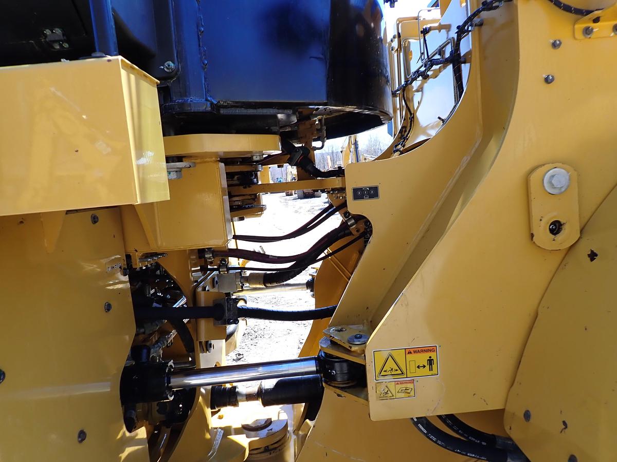 Used 2019 CAT 966M Wheel Loader Q/C & FORKS