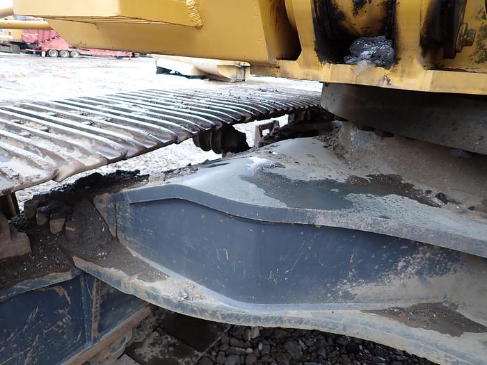 Used 2004 John Deere 600C LC Excavator