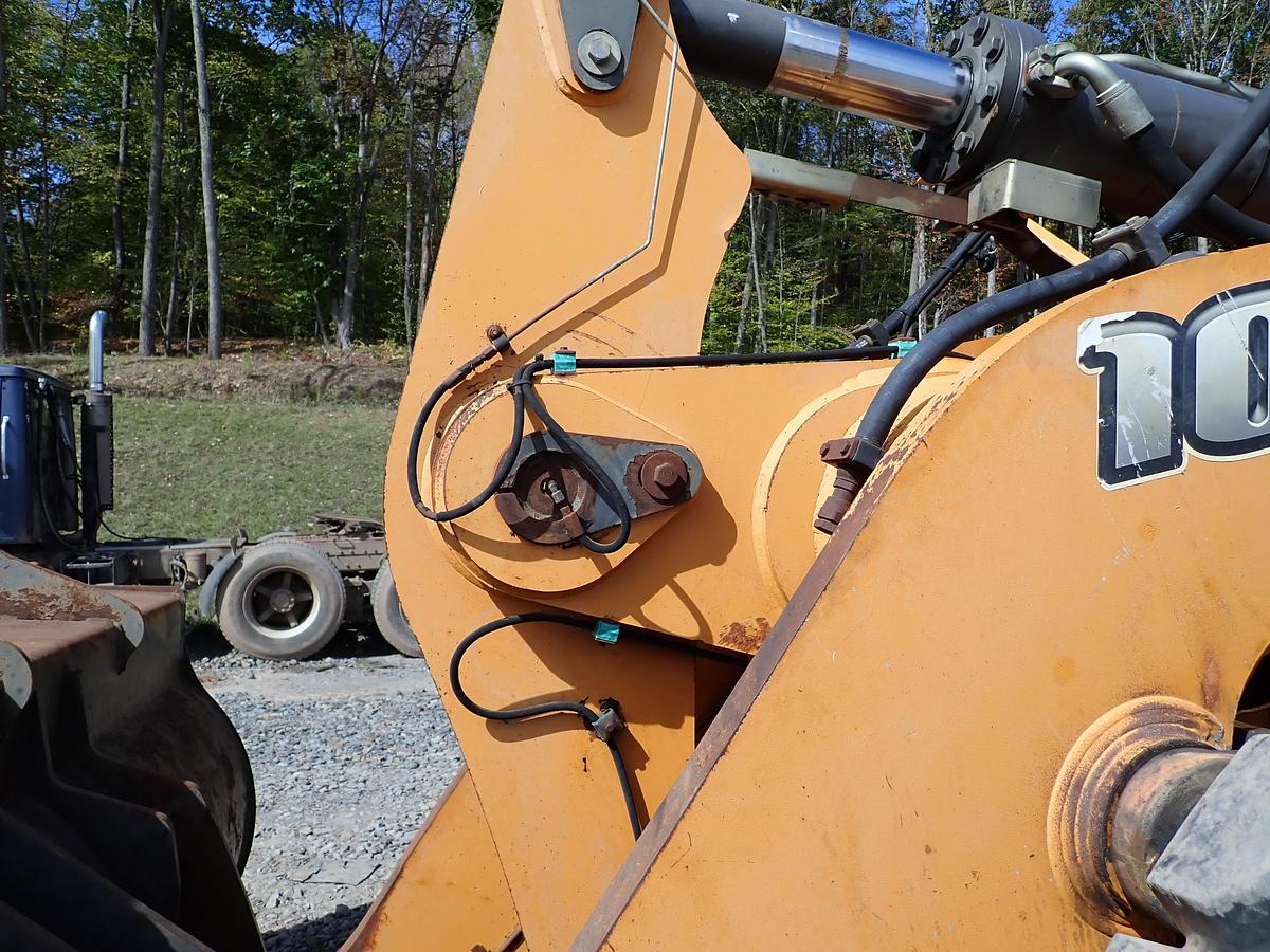 Used 2012 Case 1021F Wheel Loader 5700 HOURS