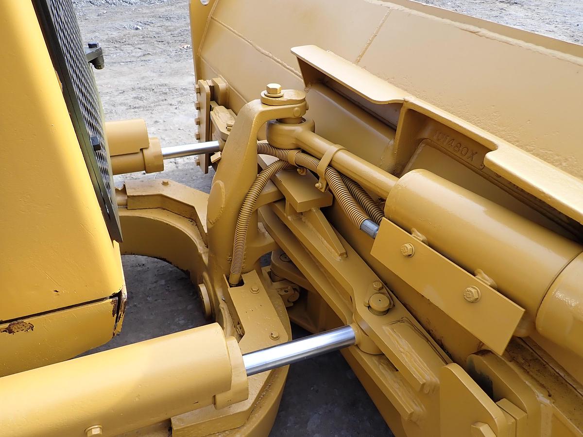 Used 1988 CAT D4H Series II Crawler Dozer