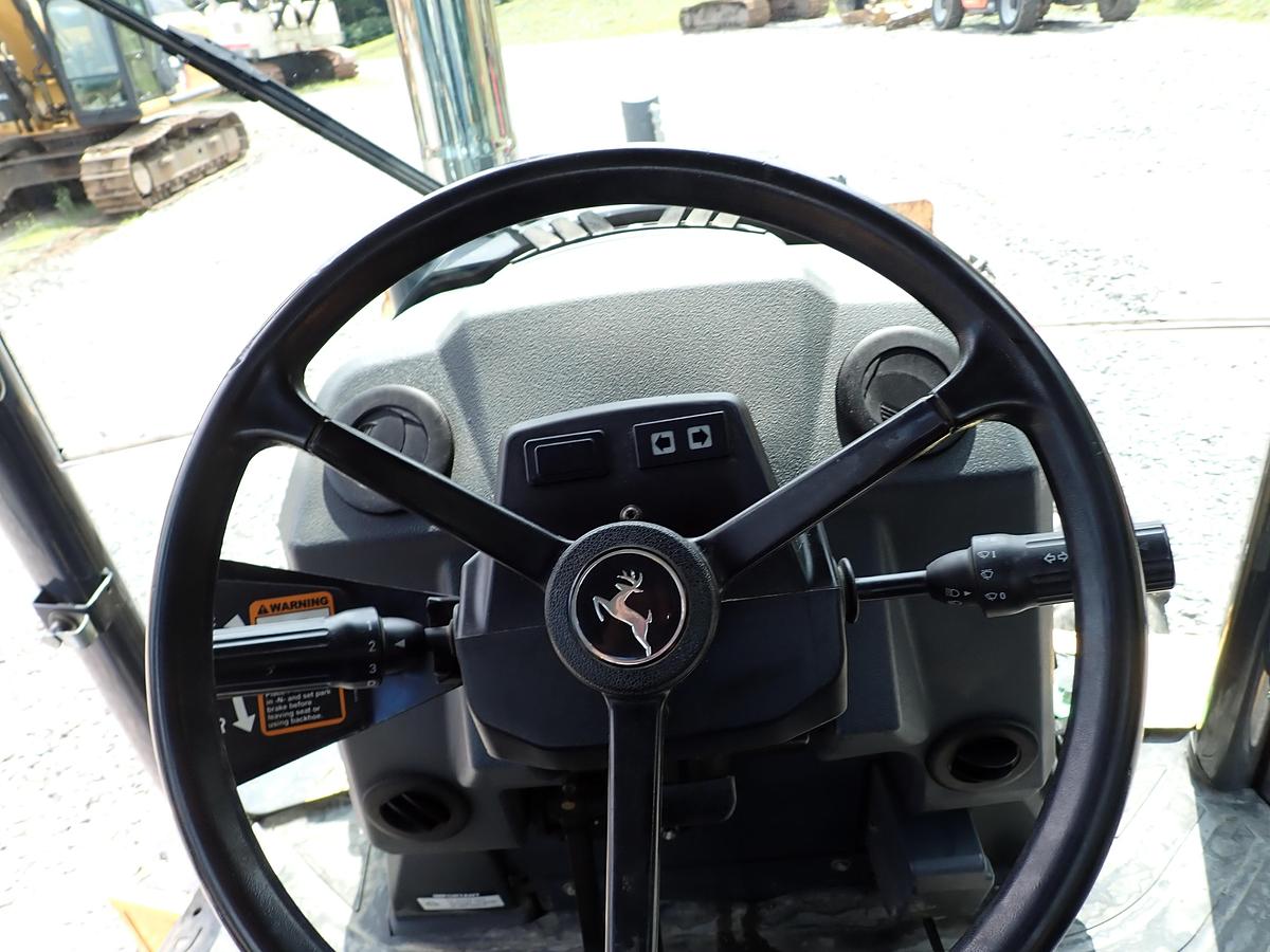 Used 2018 John Deere 410L Loader Backhoe LOADED! Q/C FORKS EXTENDAHOE