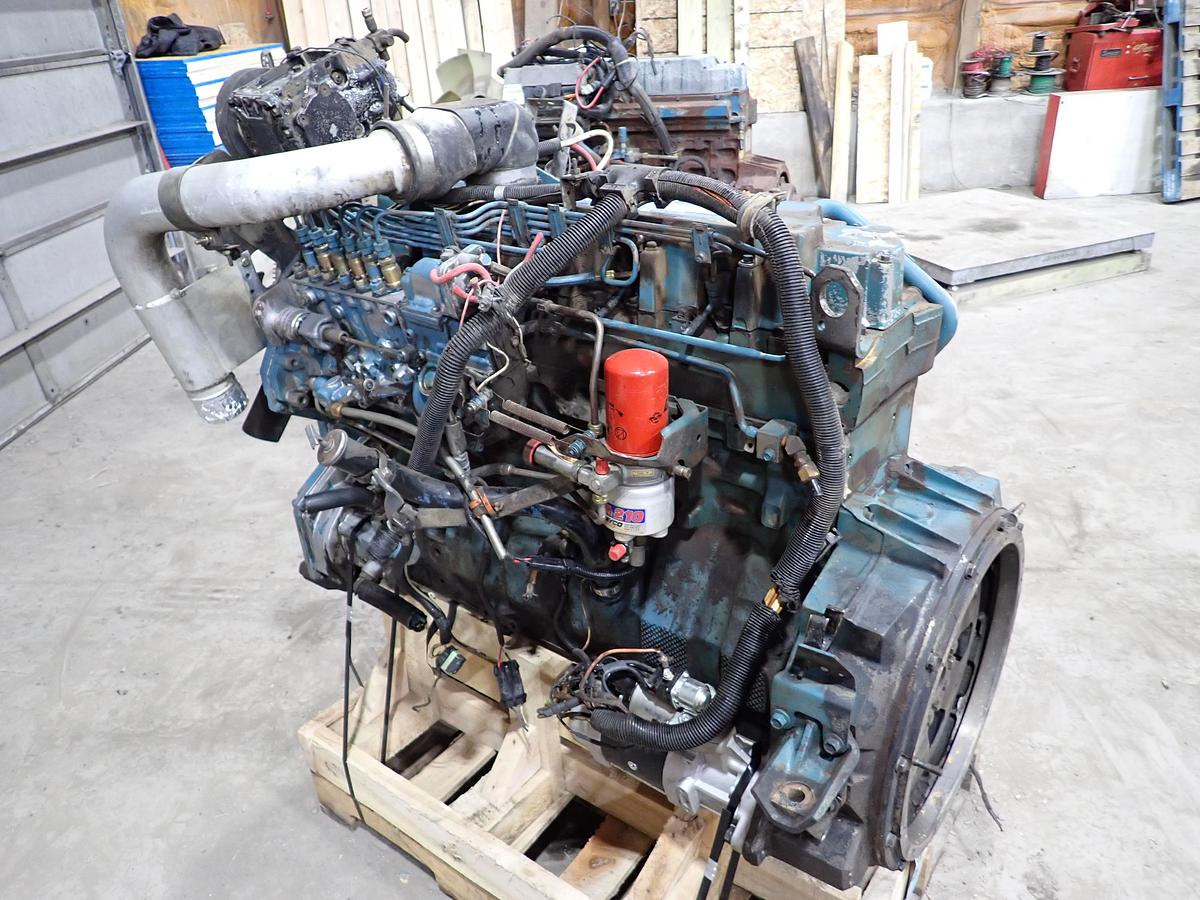 Used 1995 International DT466 NGD Turbo Diesel Engine P PUMP! 