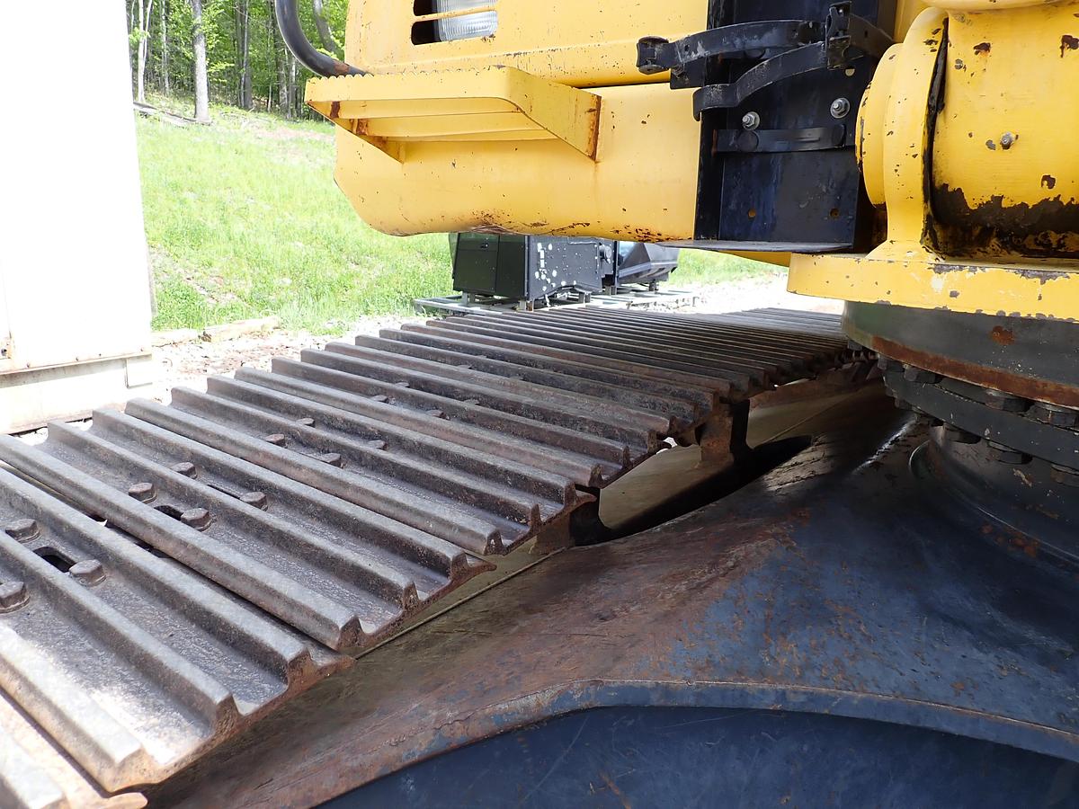 Used 2013 Komatsu PC490LC-10 Excavator 