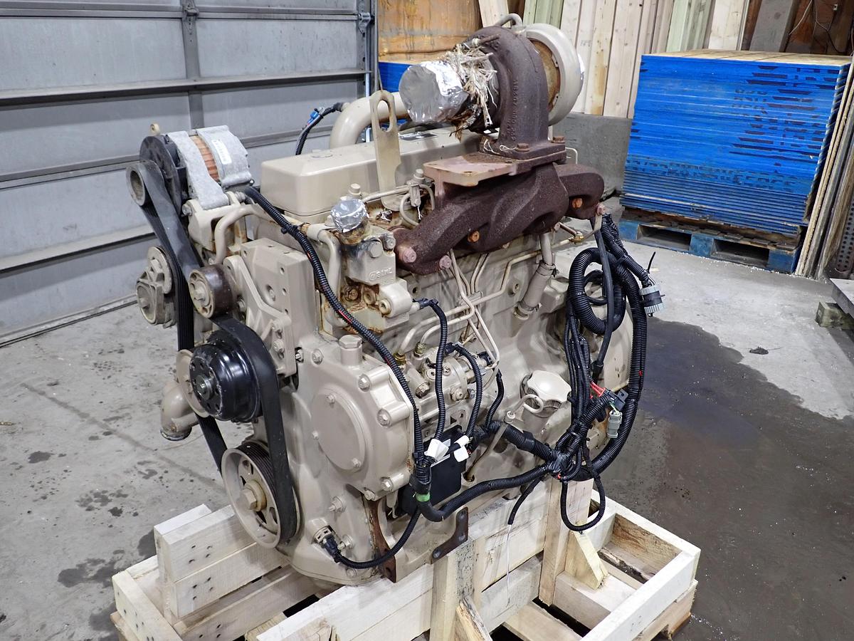 Used John Deere 4045TF275 Turbo Diesel Engine 3499 HOURS