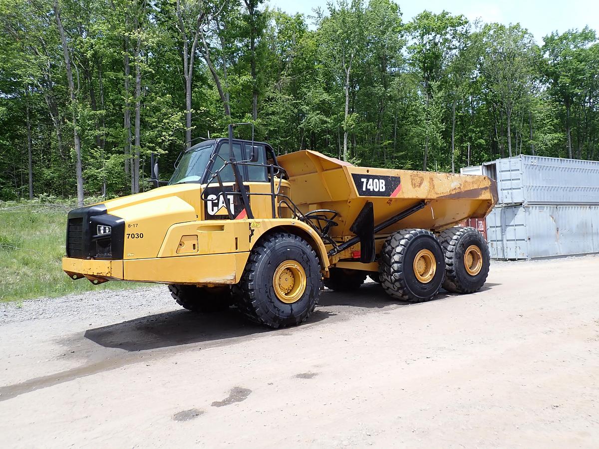 Used 2015 CAT 740B Articulated Haul Truck
