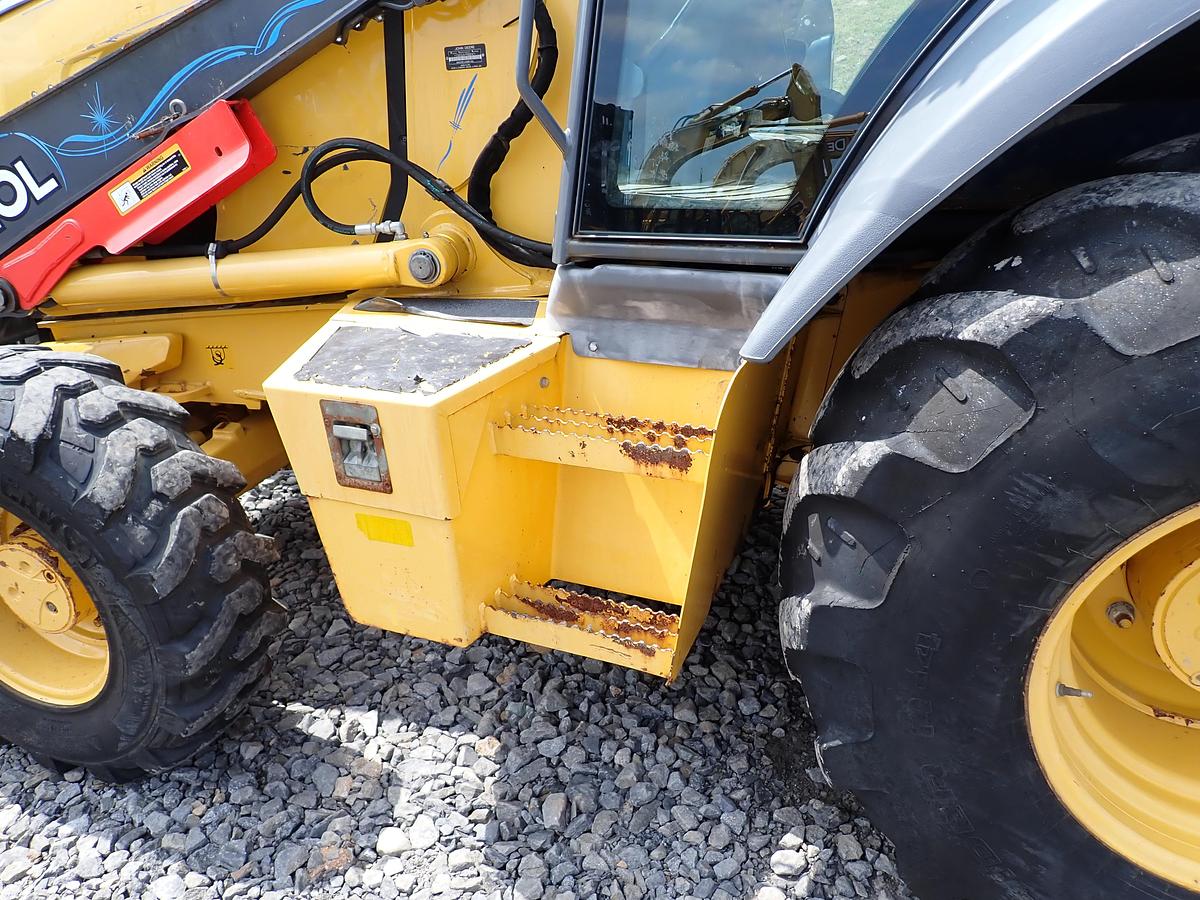 Used 2018 John Deere 410L Loader Backhoe LOADED! Q/C FORKS EXTENDAHOE