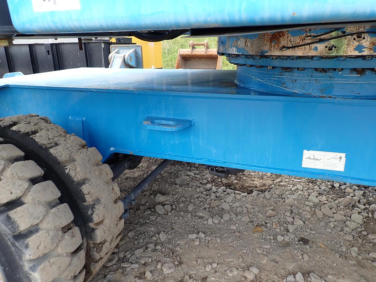 Used 2011 Fuchs MHL340 Wheeled Material Handler