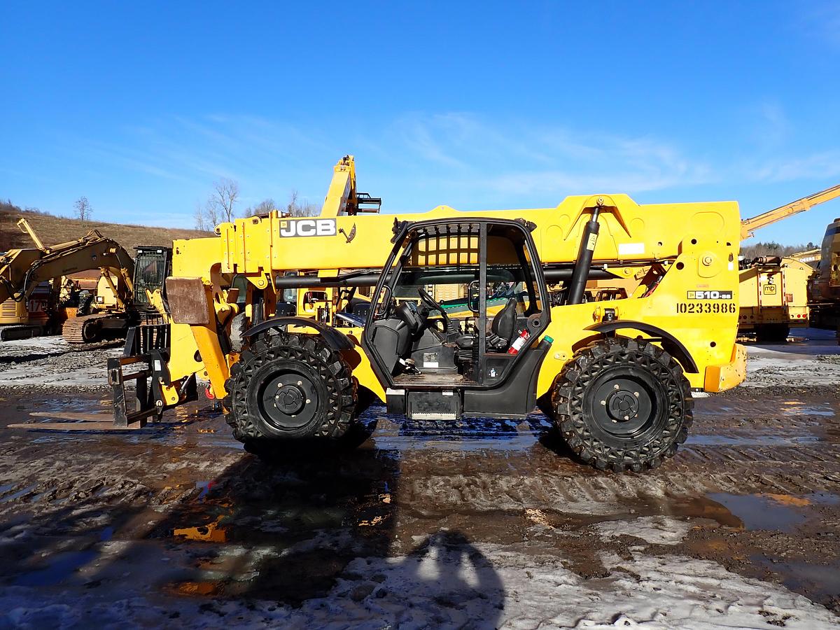 Used 2018 JCB 510-56 10K Telehandler
