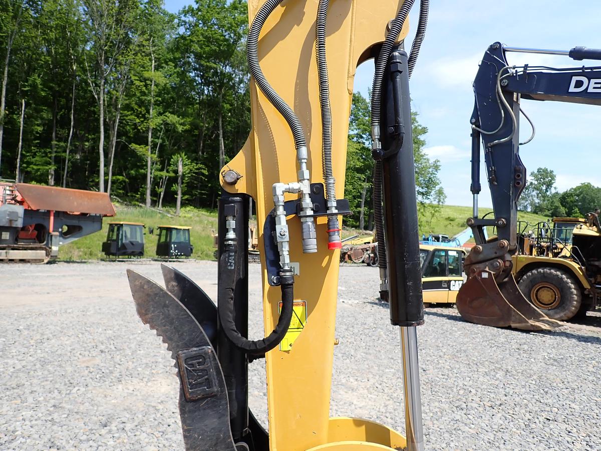Used 2020 CAT 306 CR Hydraulic Excavator THUMB 1500 HOURS
