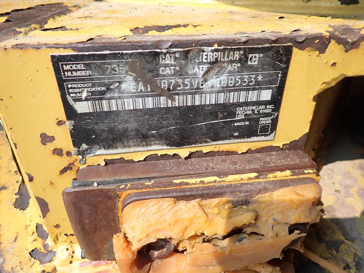 Used 2006 CAT 735