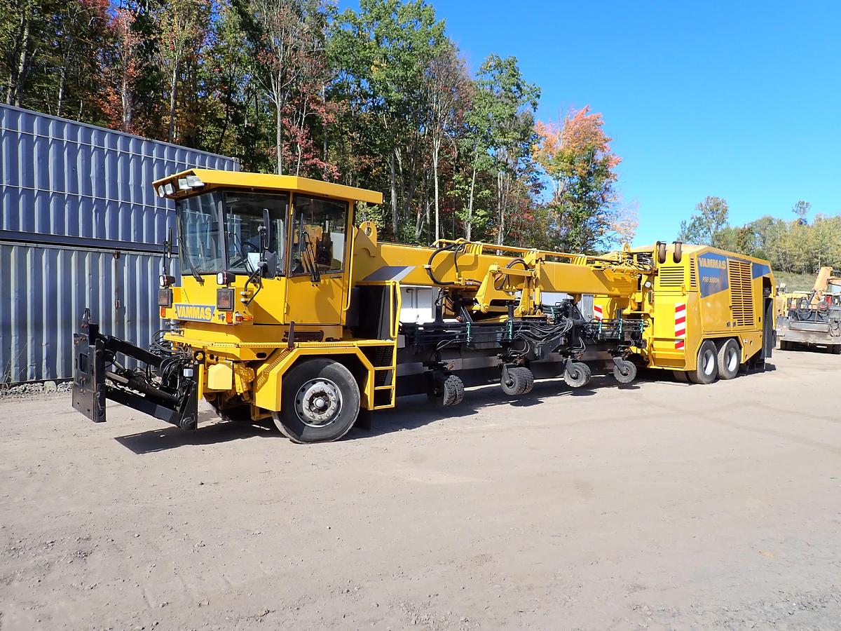 Used 2001 Vammas PSB 5500H Airport Runway Sweeper 