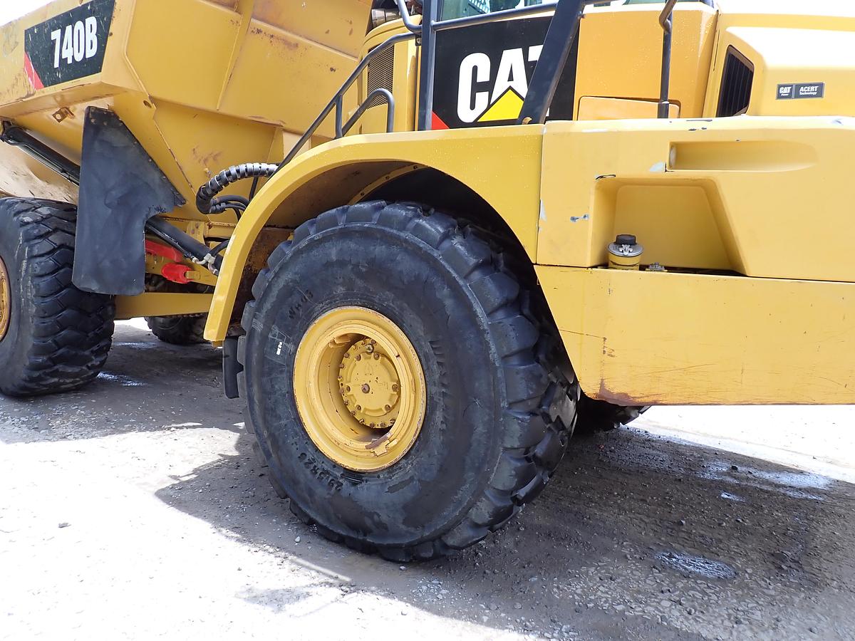 Used 2015 CAT 740B Articulated Haul Truck