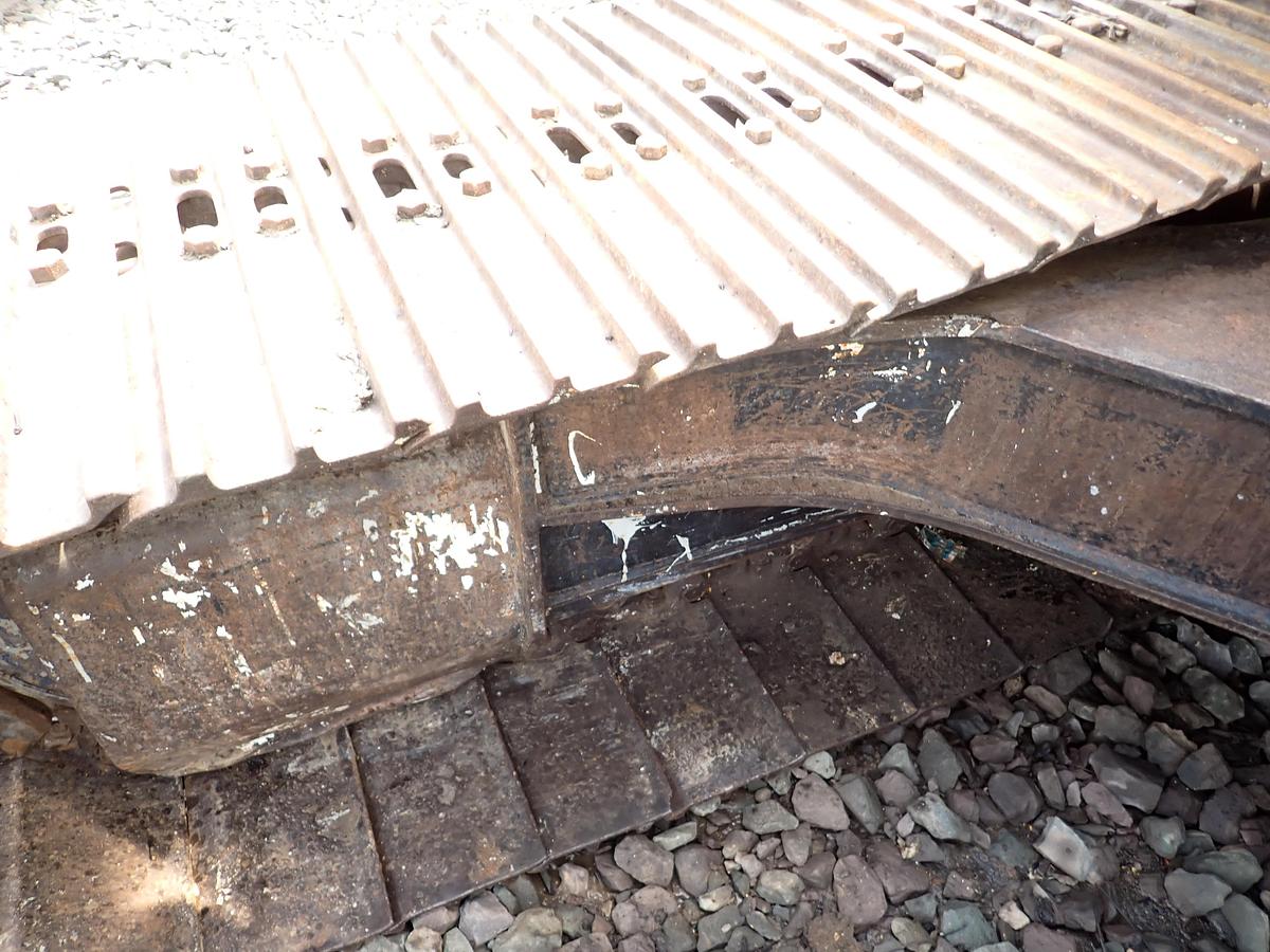 Used 2001 CAT 320CL Hydraulic Excavator