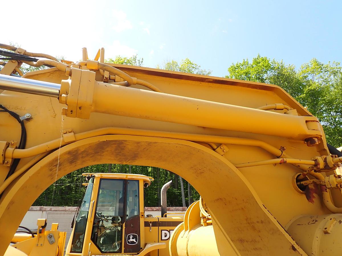 Used CAT 623B 8000 Gallon Water Wagon