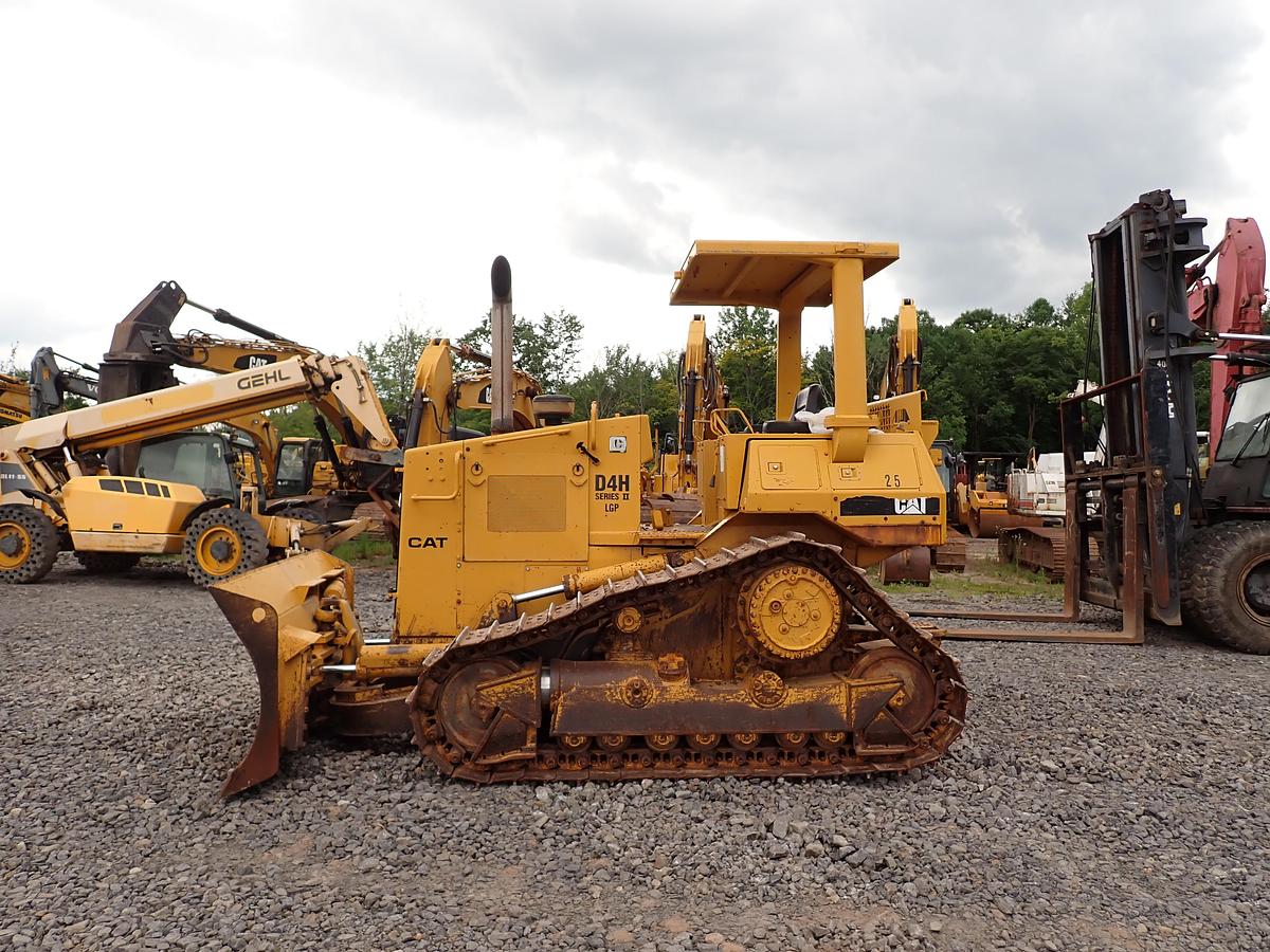 Used 1989 CAT D4H Series II Crawler Dozer 