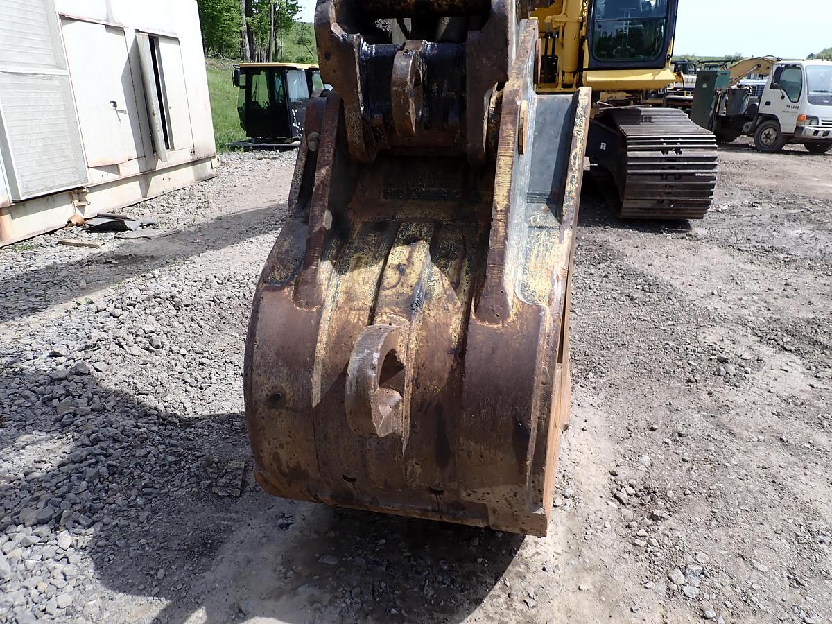 Used 2013 Komatsu PC490LC-10 Excavator 