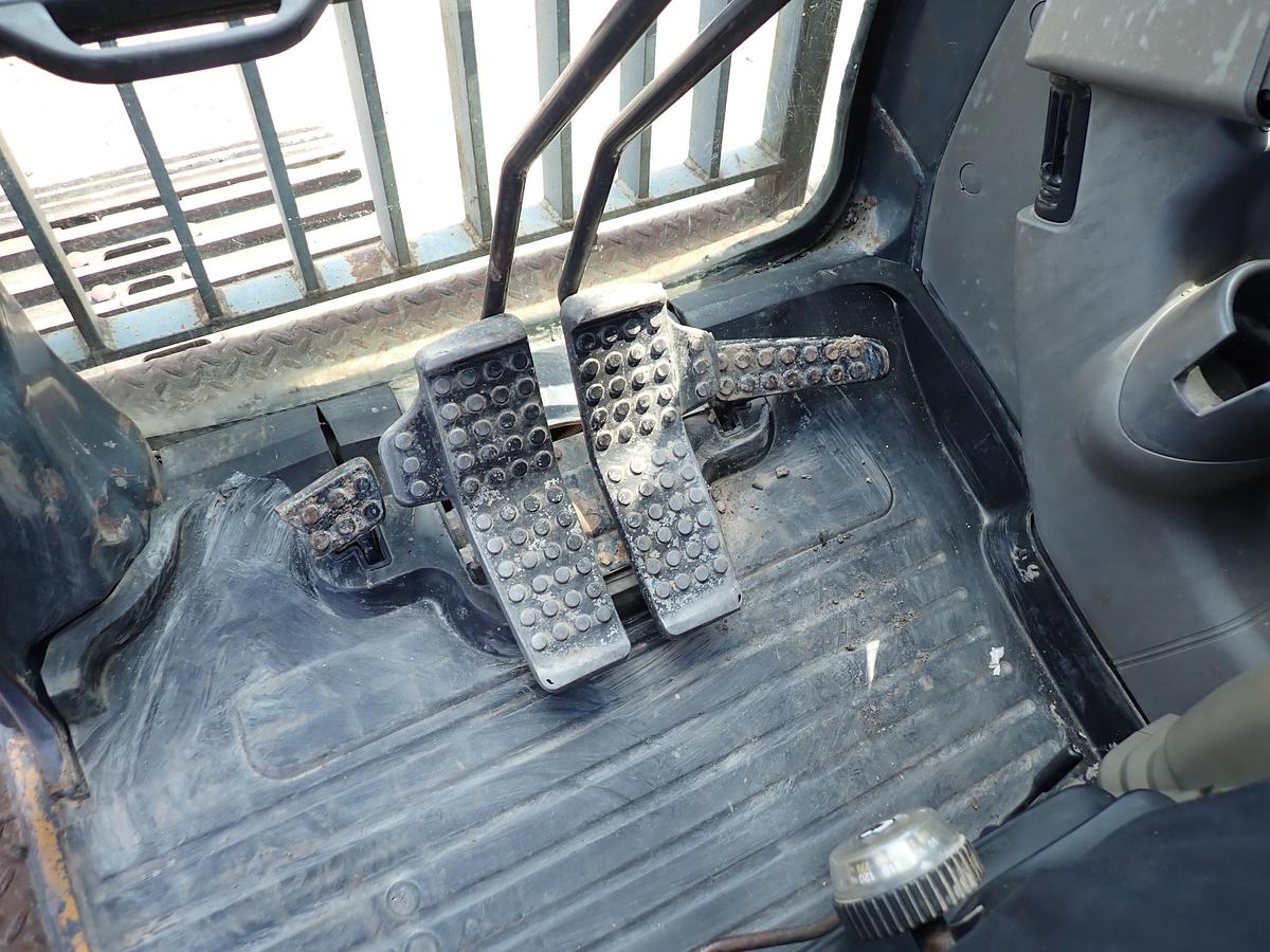 Used 2004 John Deere 330C LC Hydraulic Excavator