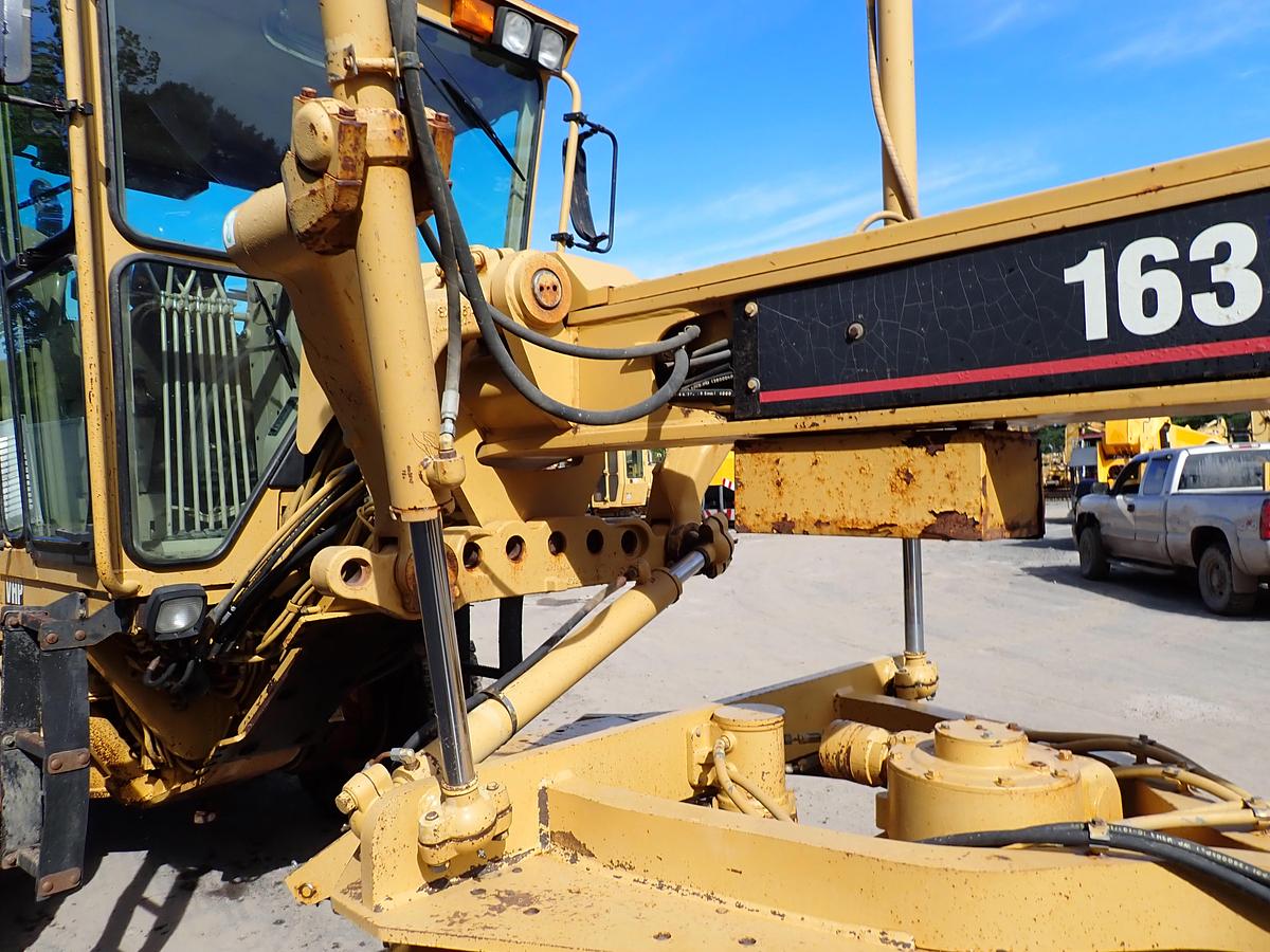 Used 1998 CAT 163H Motor Grader