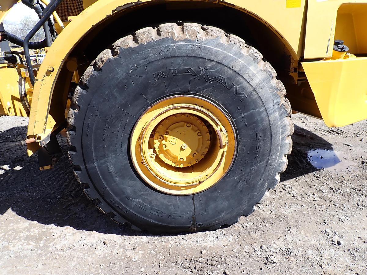Used 2014 CAT 740B Articulated Truck