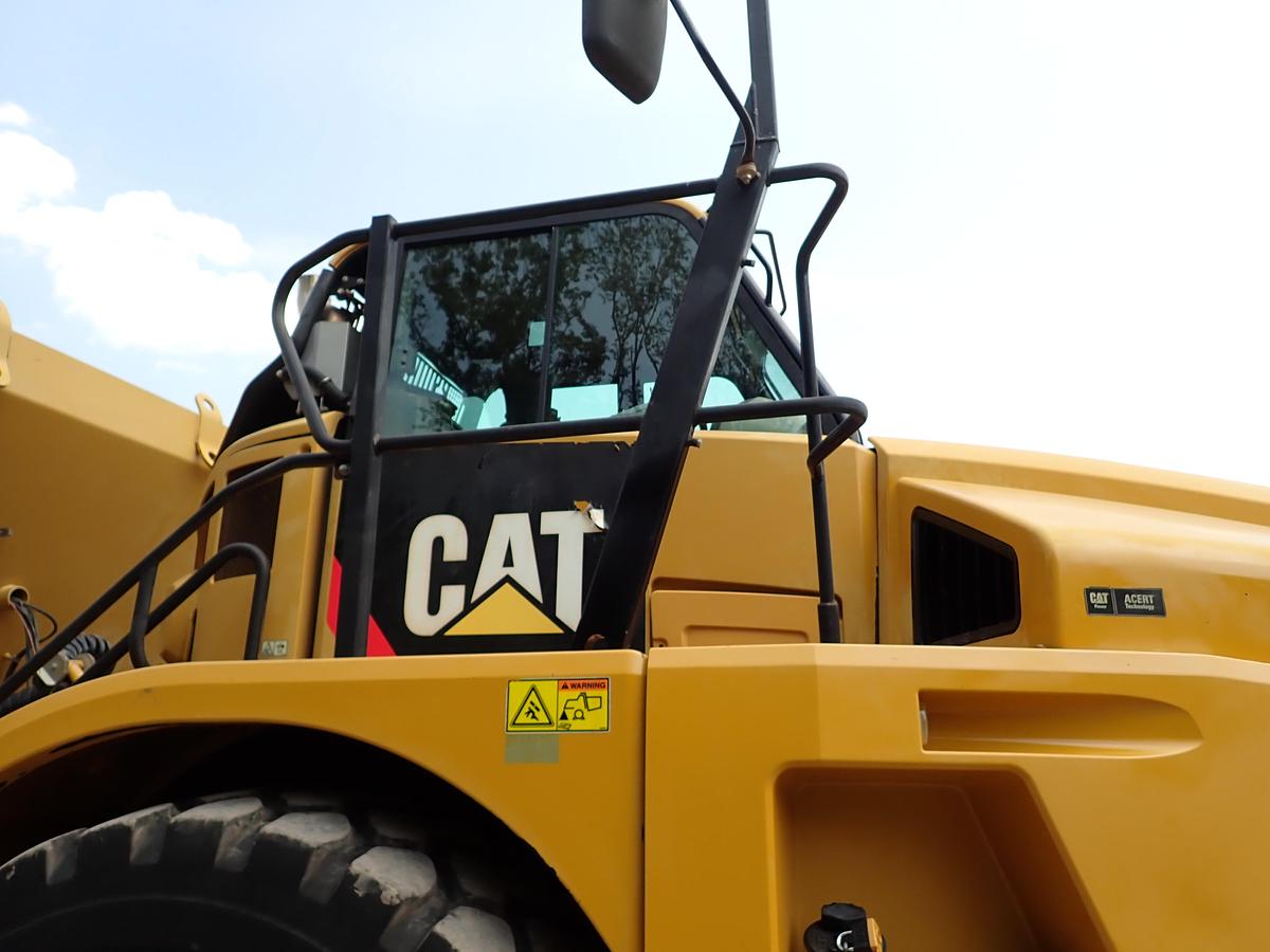 Used 2012 CAT 740B