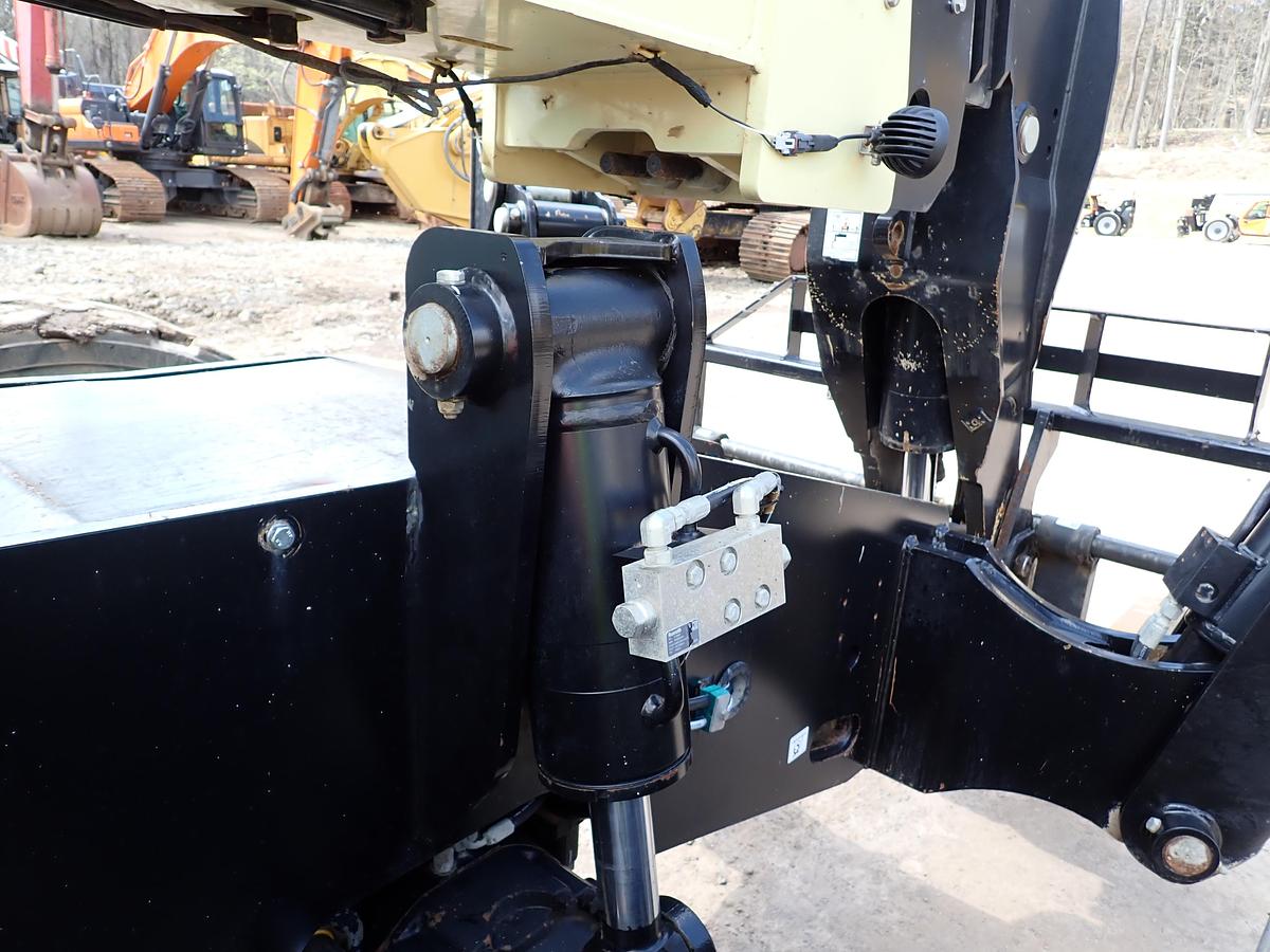 Used 2020 JLG 1255 12K Telehandler 