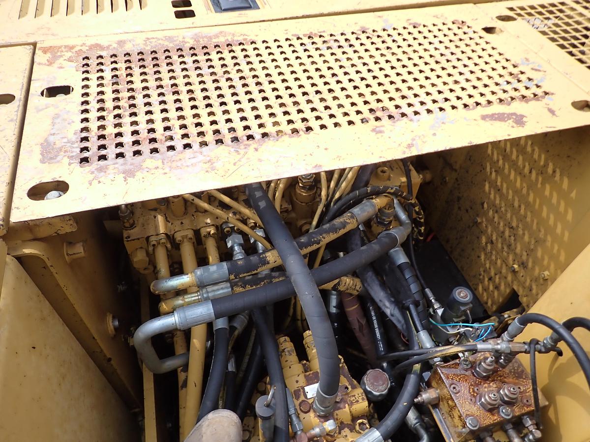 Used 2001 CAT 320CL Hydraulic Excavator