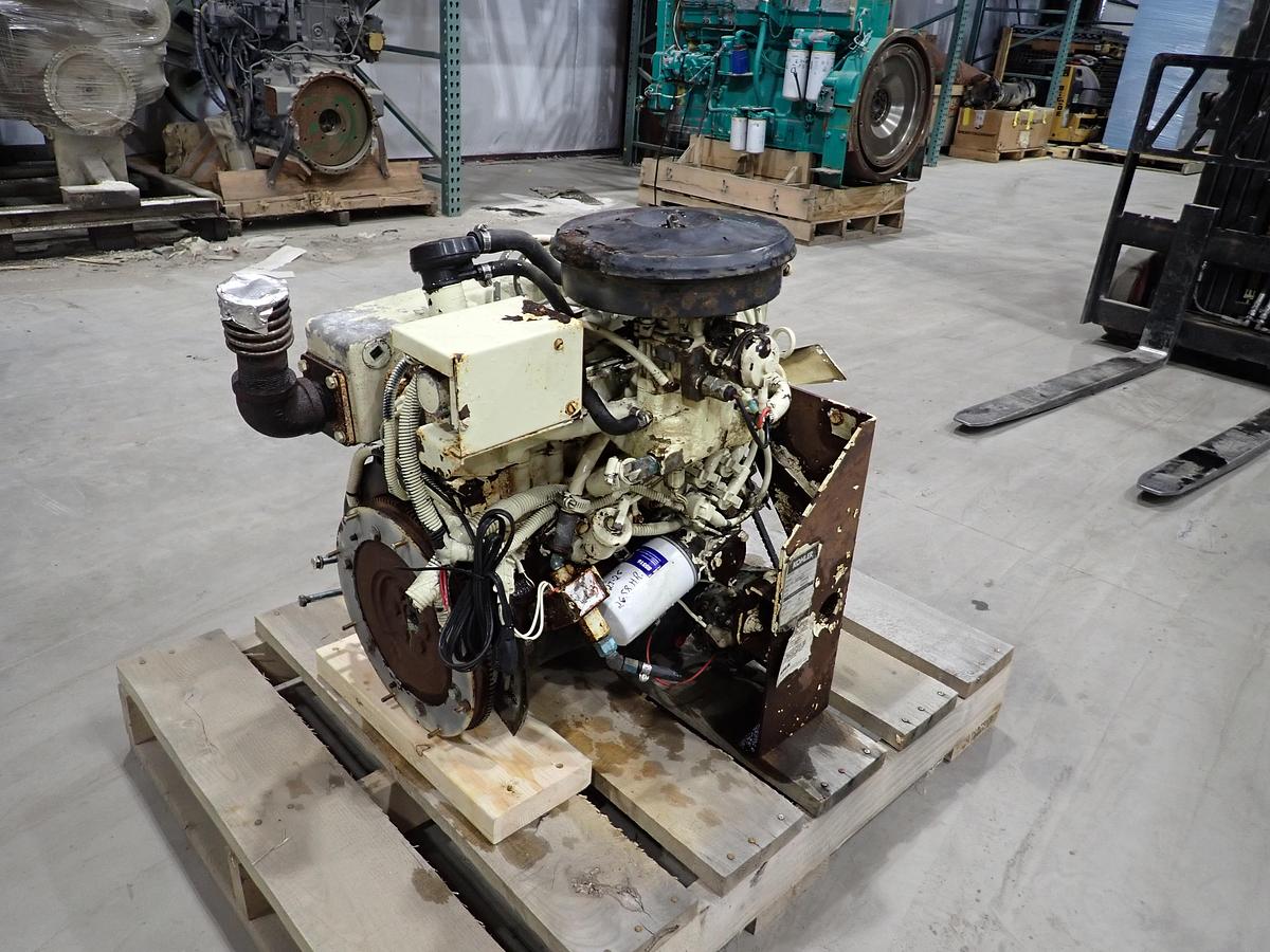 Used 1998 Ford VSG413I Gas Engine 