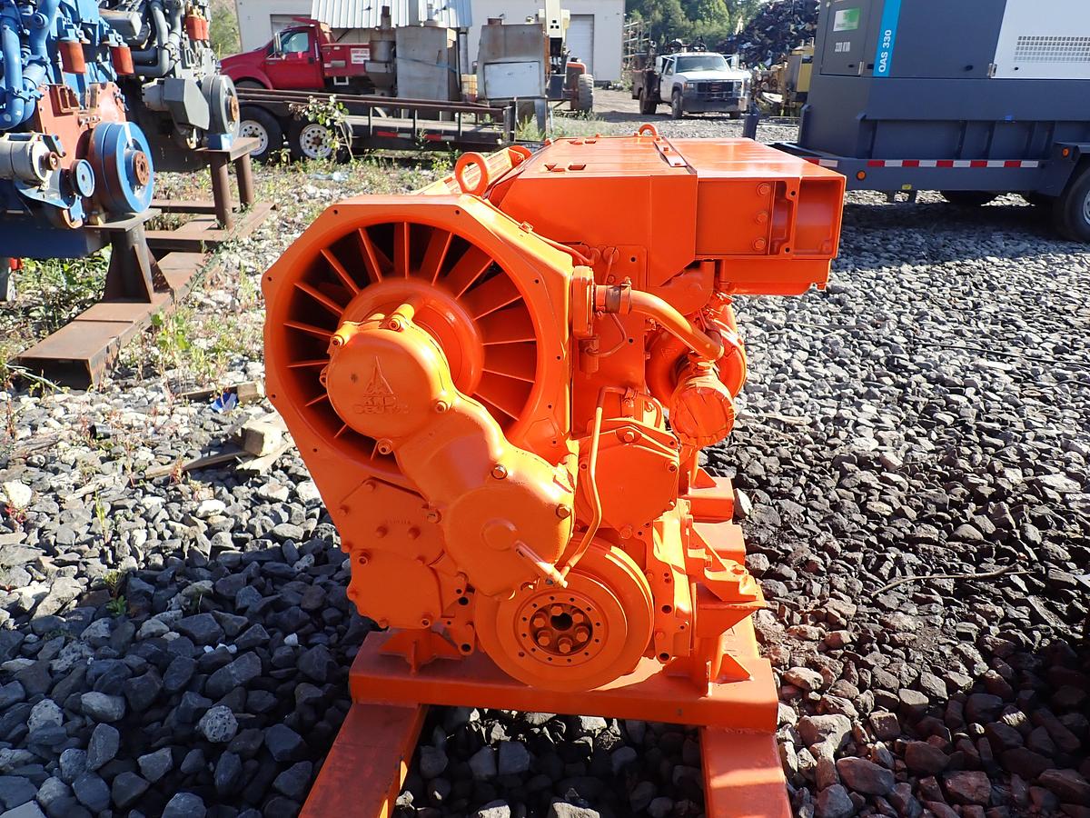 Refurbished Deutz BF6L513 Turbo Diesel Engine FRESH REMAN 