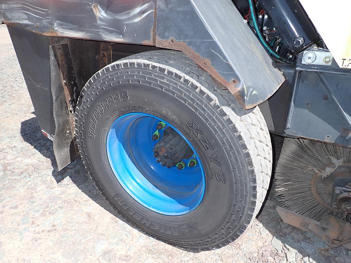 Used 2015 Global M4 Sweeper