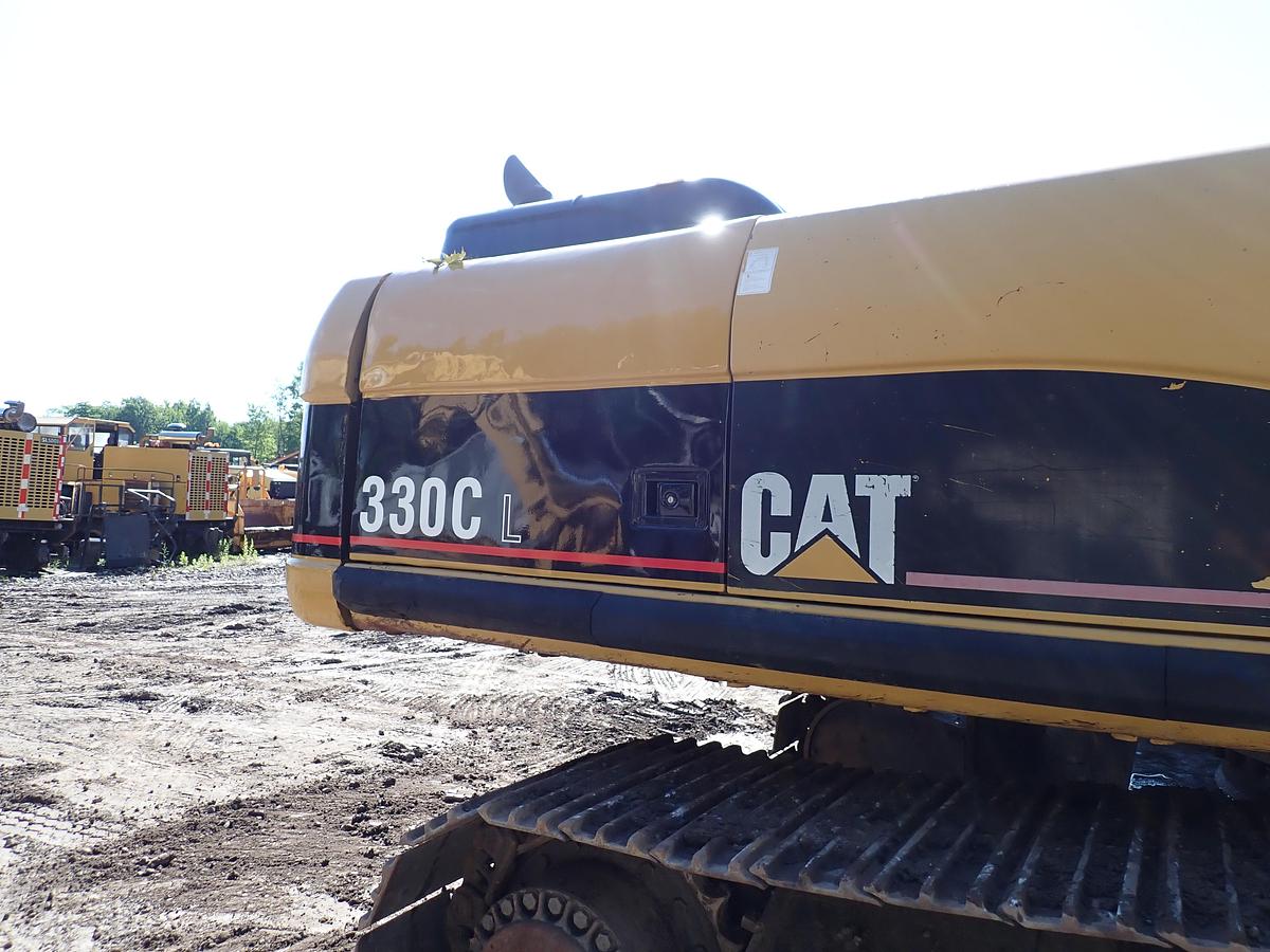 Used 2005 CAT 330CL Hydraulic Excavator