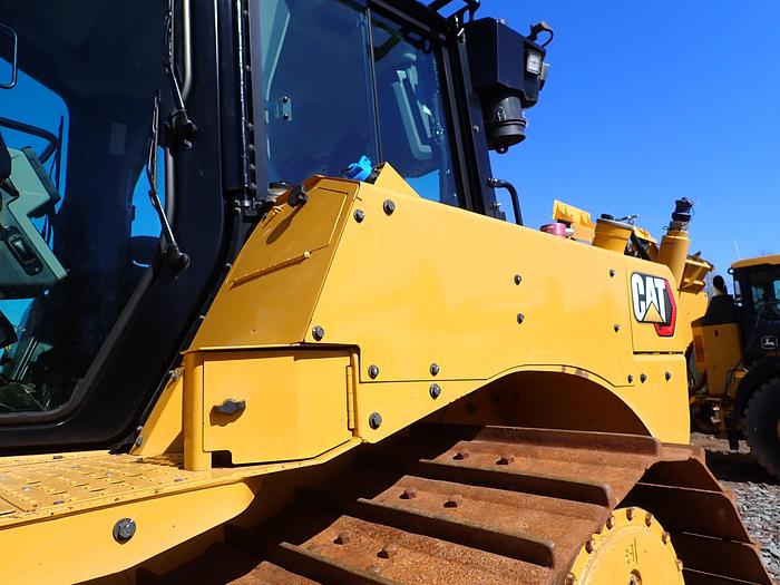 Used 2022 CAT D6 LGP Crawler Dozer